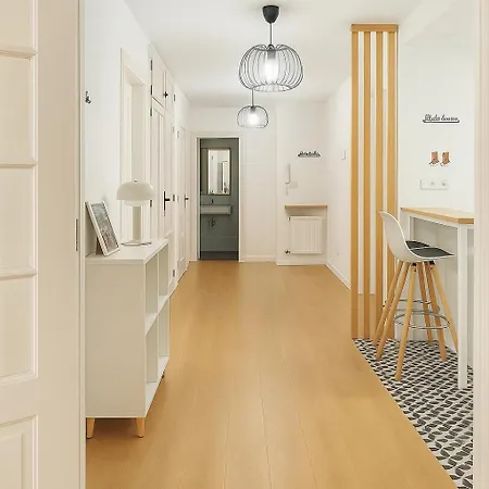 Aita Y Ama Apartment