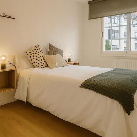 Aita Y Ama Appartement *